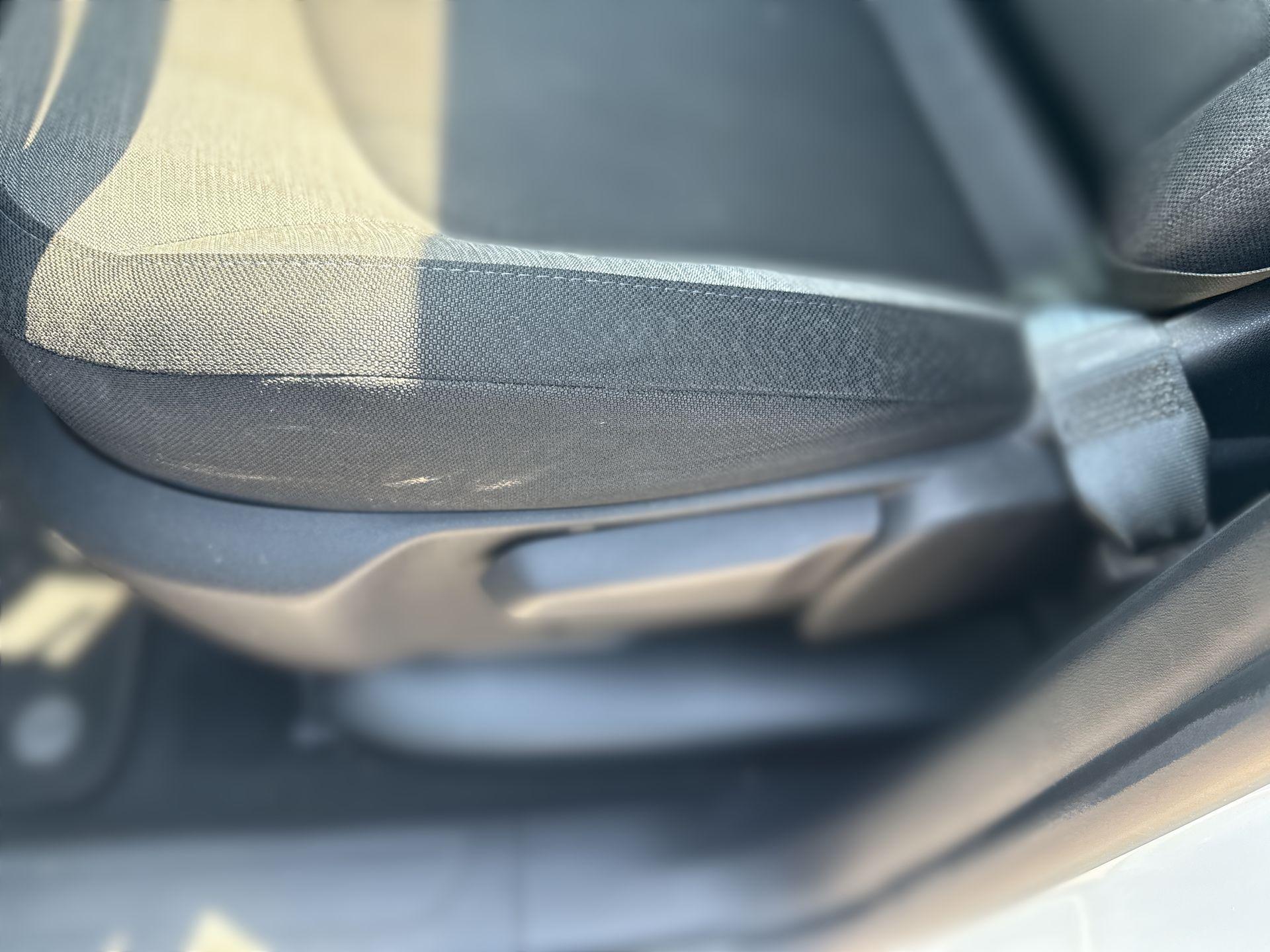 בקרת שליטה של מושב נהג