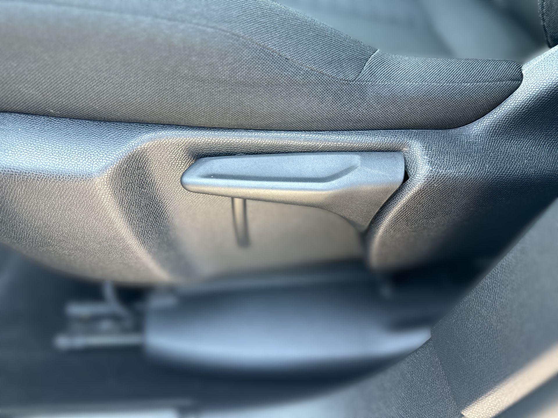 בקרת שליטה של מושב נהג