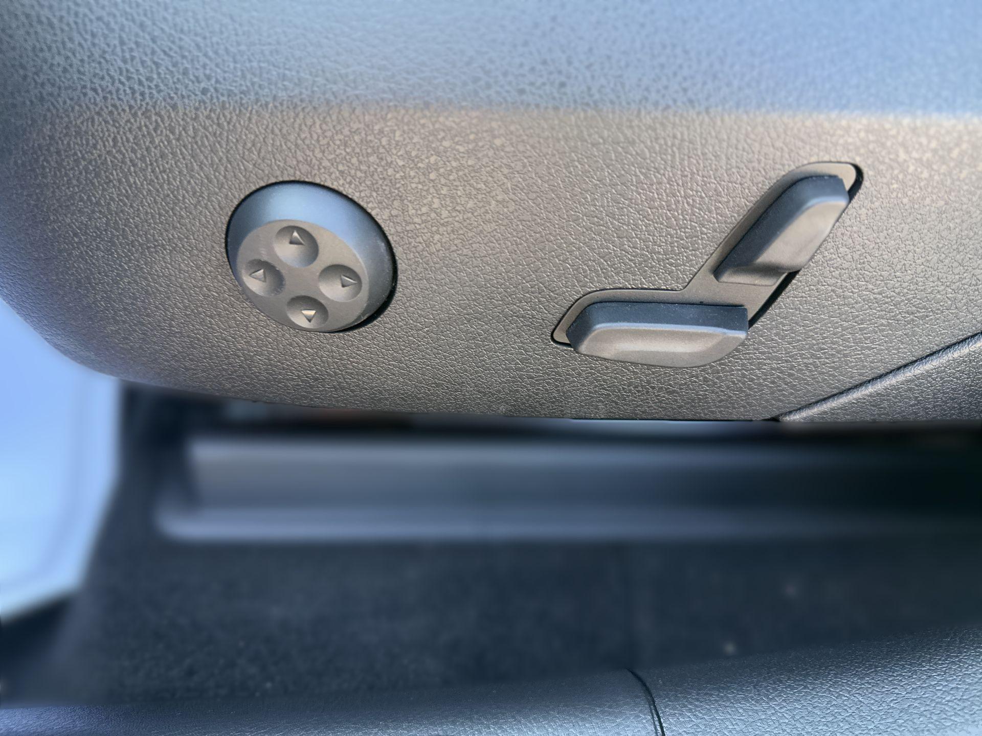 בקרת שליטה של מושב נהג