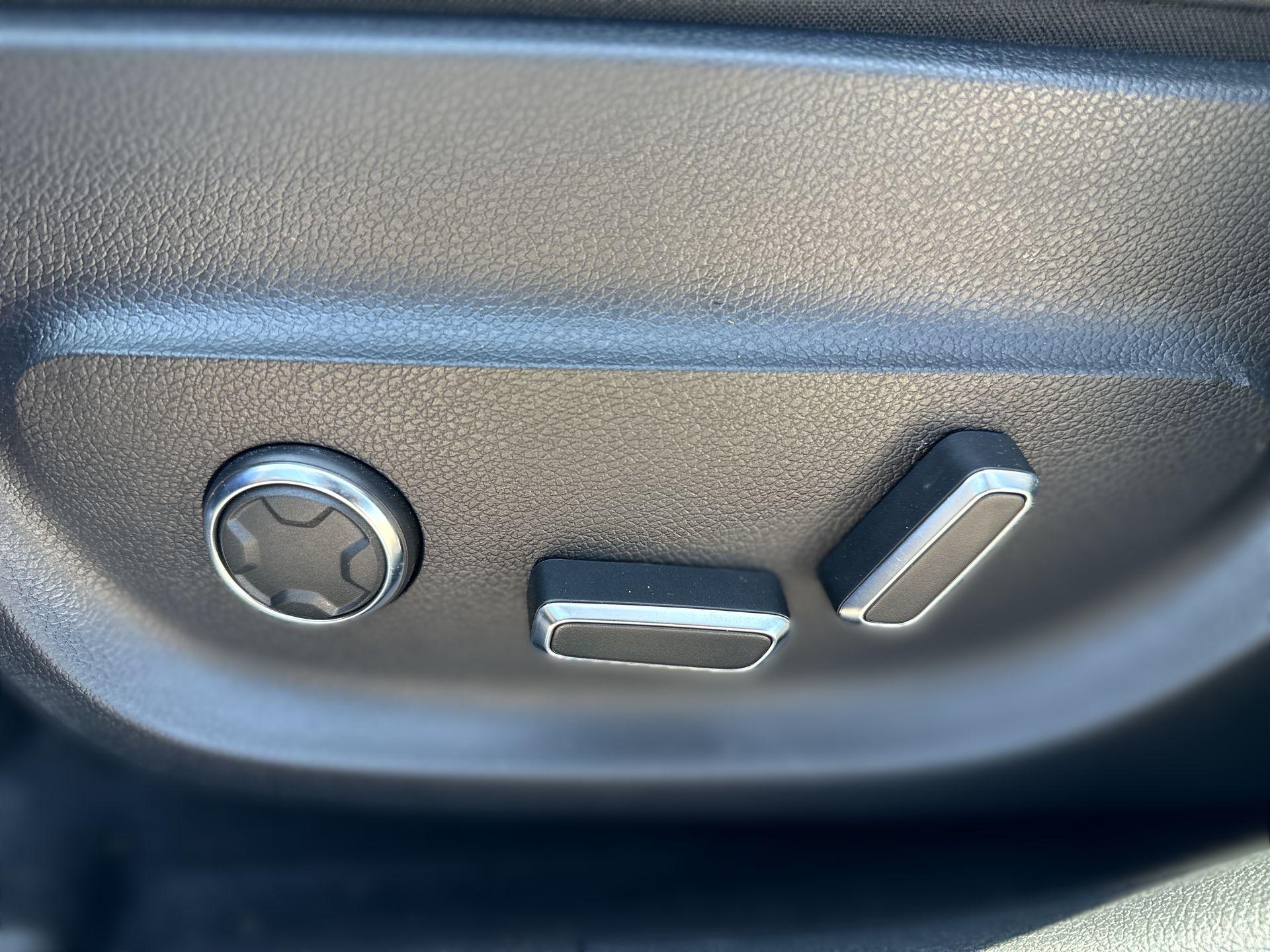 בקרת שליטה של מושב נהג